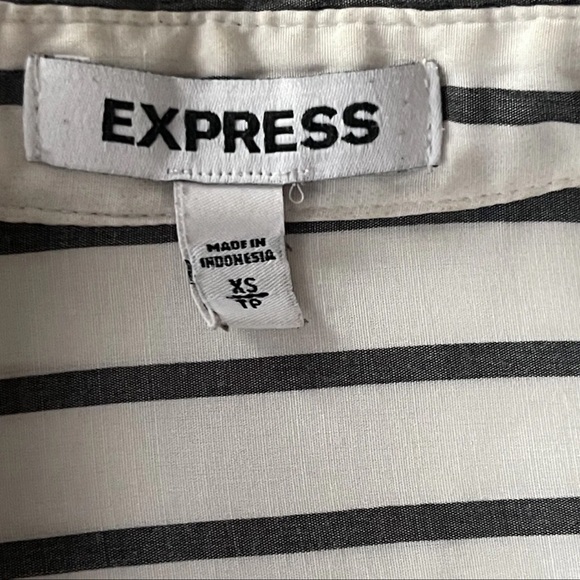 EUC Express Portofino Striped Button-Up Shirt | Black White | Women’s Size XS - Picture 6 of 14